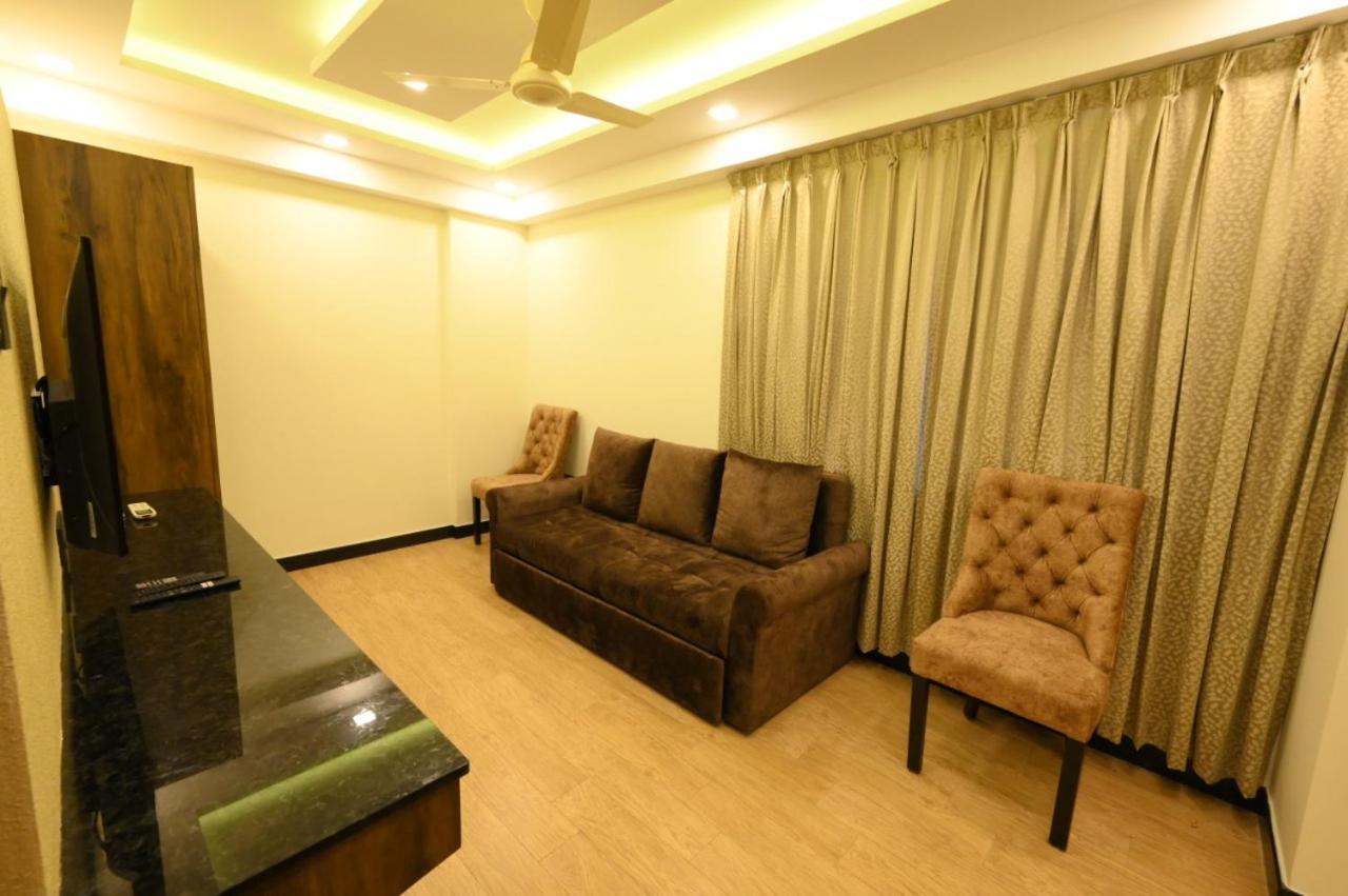 Meenakshi Inn Udupi Exterior foto